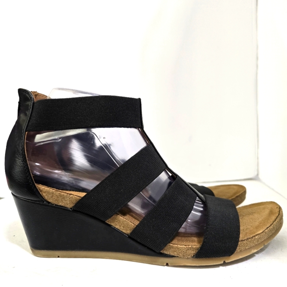 Sofft Black Strappy Elastic Wedge Sandals